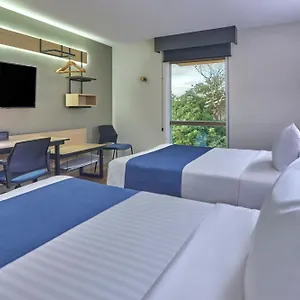Express By Marriott Плая-дель-Кармен