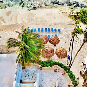 Hotell Pelicano - Beachfront, Playa del Carmen
